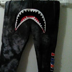 Shark mouth joggers